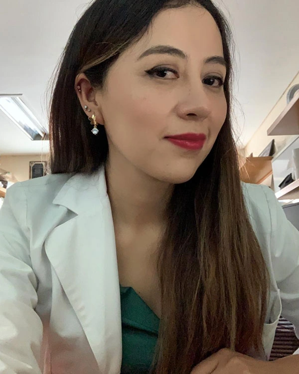 Dra. Viridiana Rodríguez Granados Especialista en Gastroenterología y Hepatología